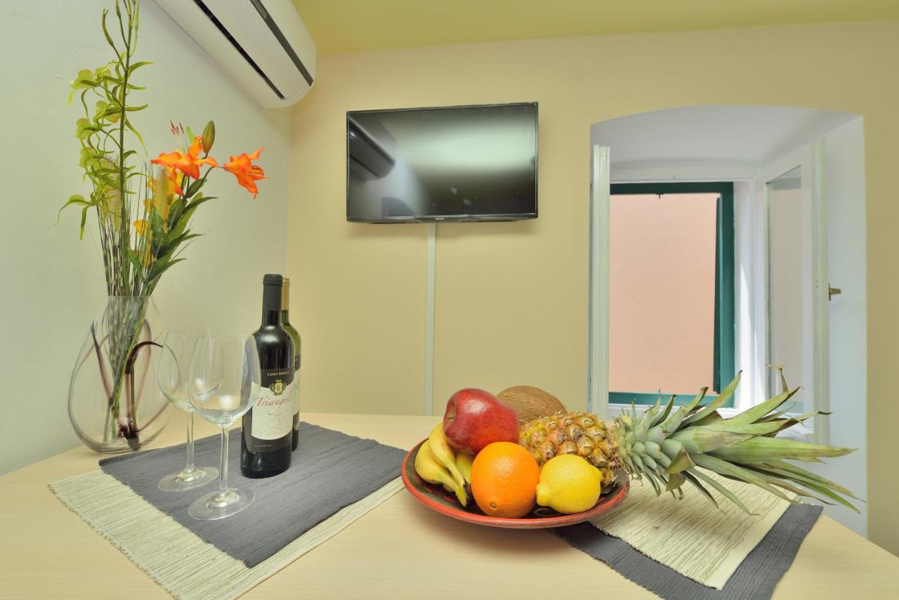 Apartments Carpe Diem Novigrad  Exterior photo