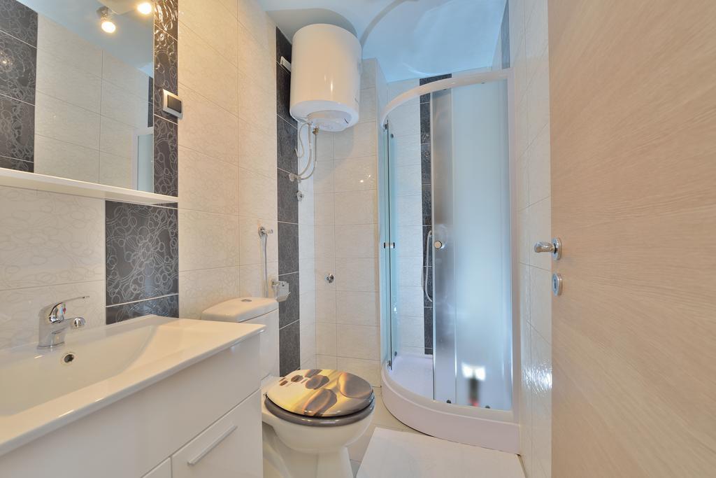 Apartments Carpe Diem Novigrad  Room photo